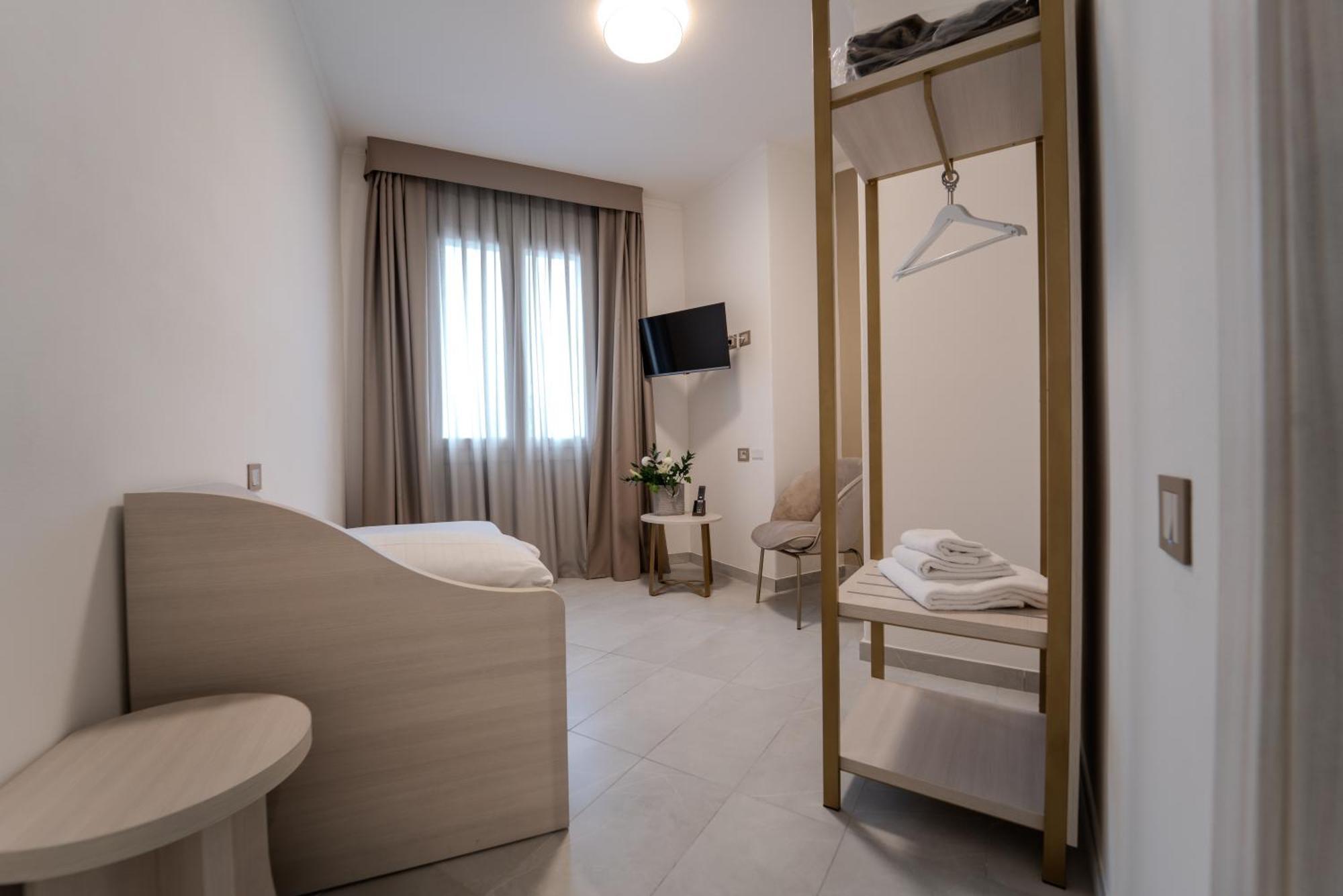 Hotel Donatello Modena Exterior photo
