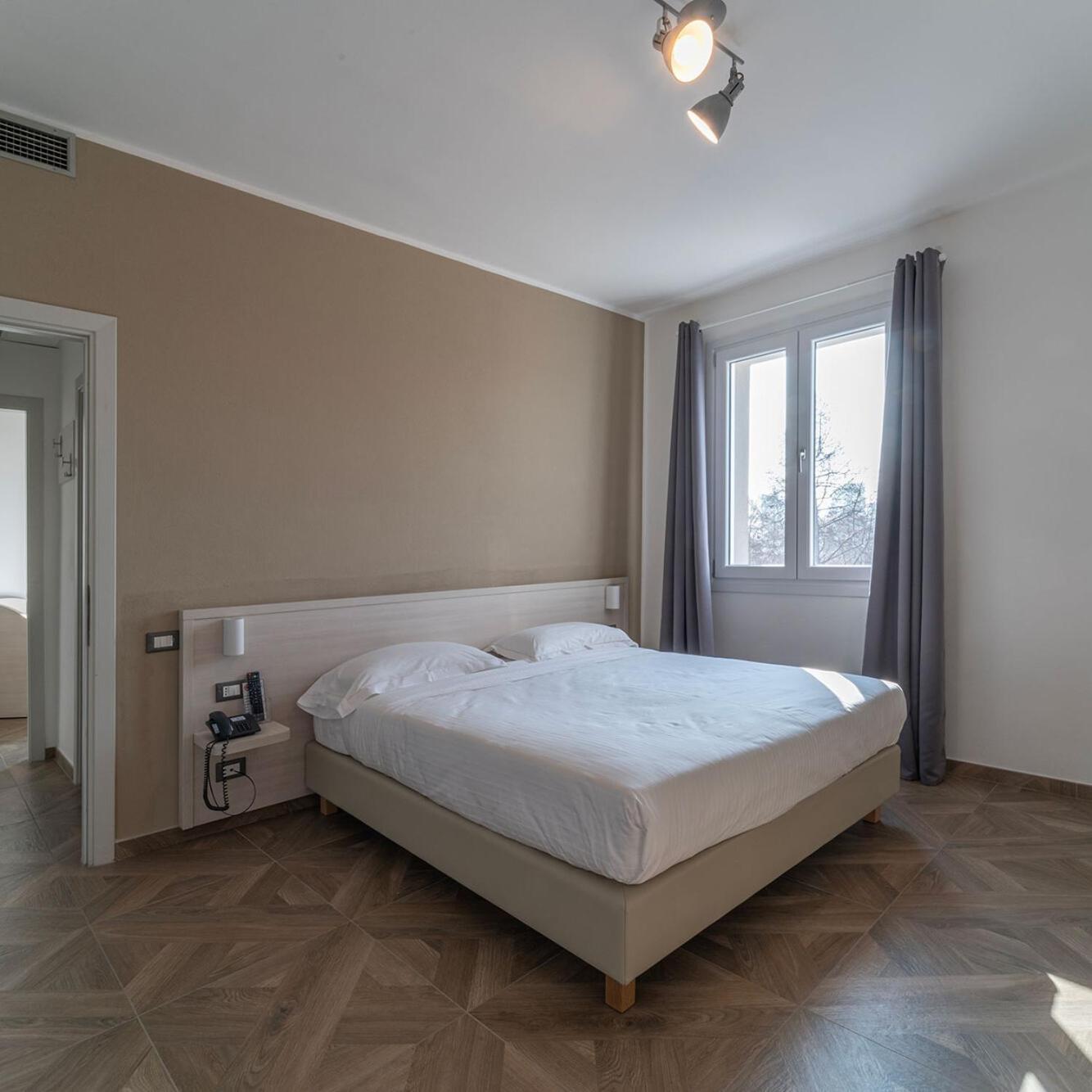 Hotel Donatello Modena Exterior photo