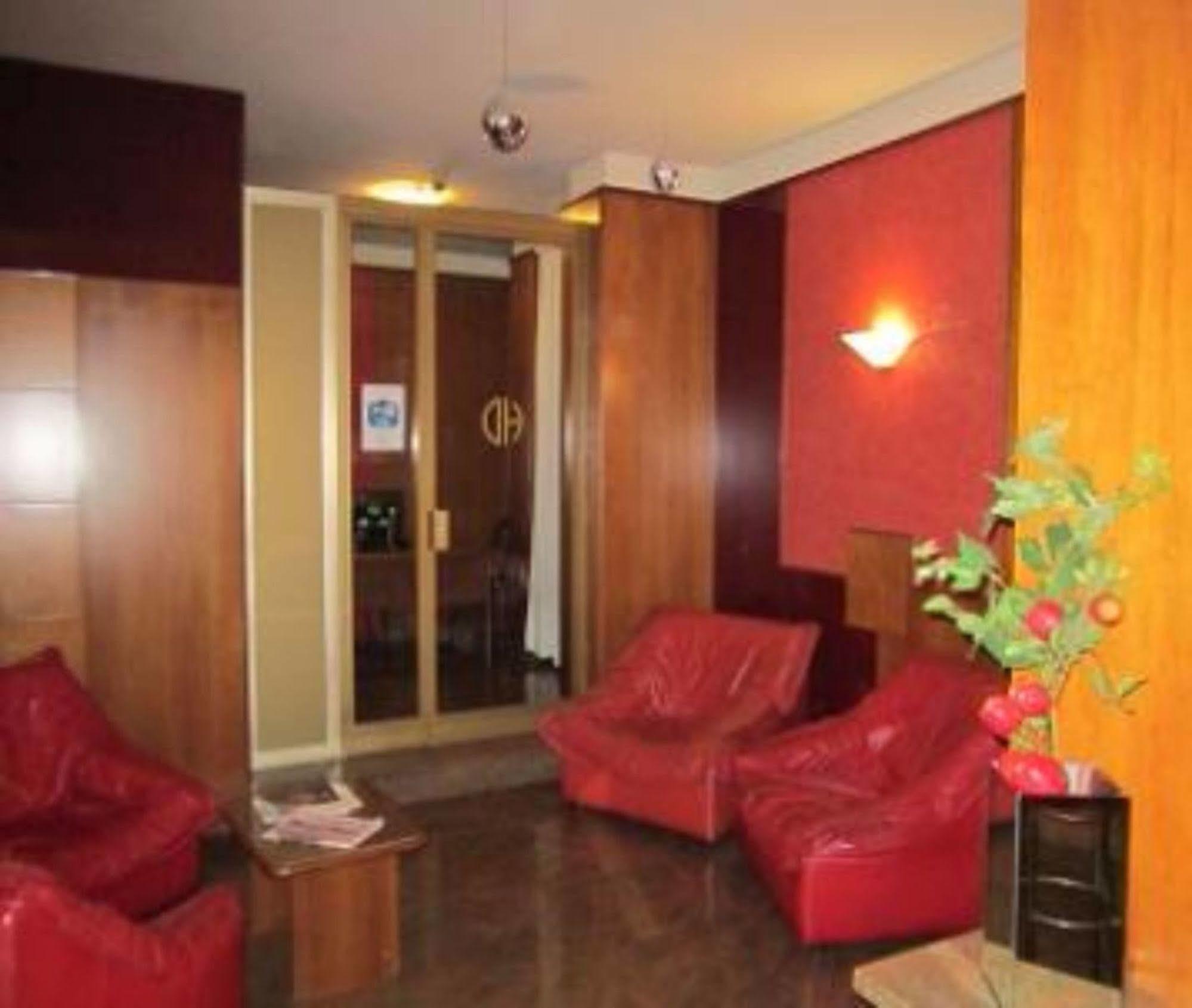Hotel Donatello Modena Exterior photo